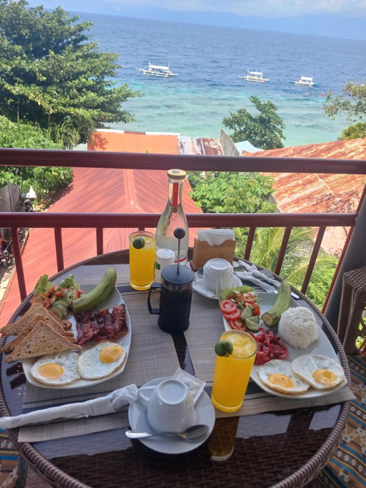 Strandhaus Condotel Moalboal Kültér fotó