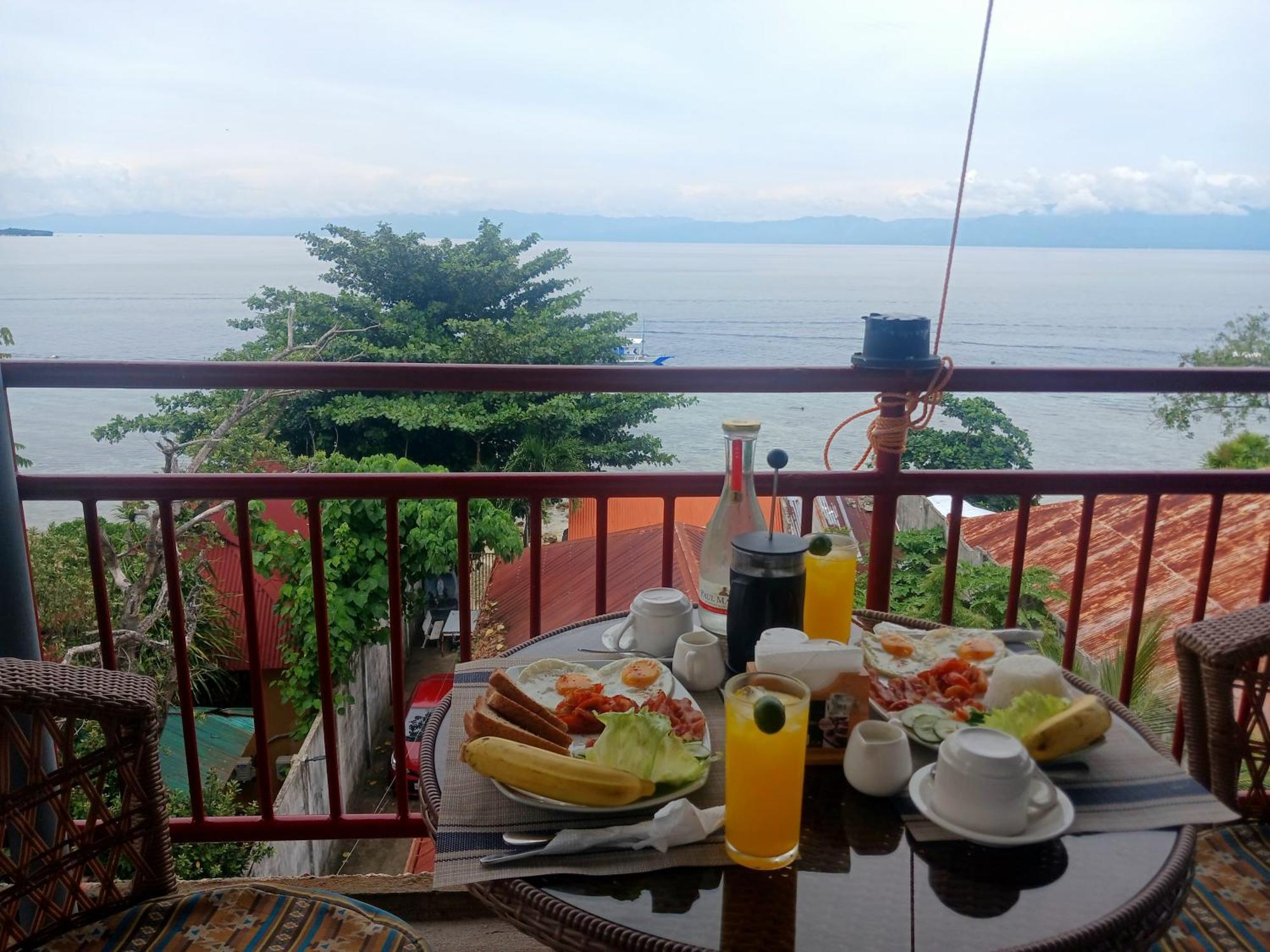 Strandhaus Condotel Moalboal Szoba fotó